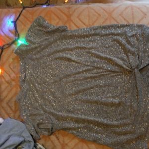 Girls t-shirt size 14-16, silver, sparkle stars, brand name More than Magic!